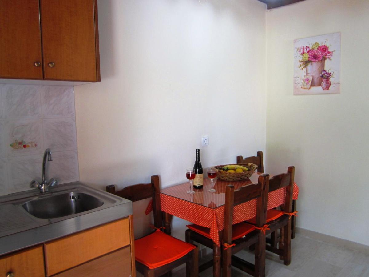 Summerlife Apartments Roda  Quarto foto